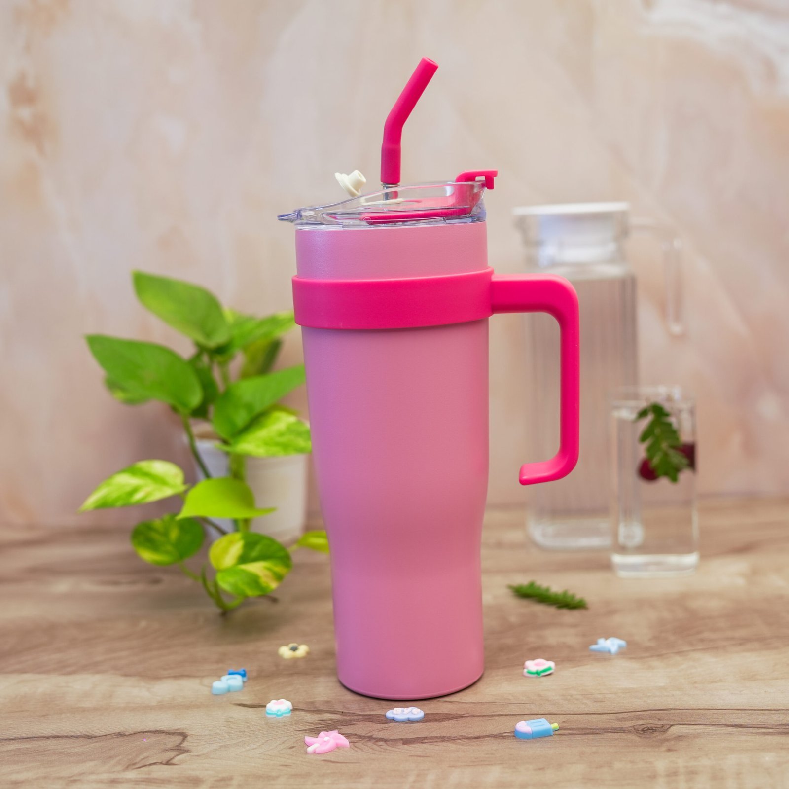 DSC08389-scaled-1.jpg SHINING PINK TUMBLER WITH STICKER - Image 1